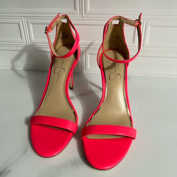 Jessica Simpson coral pink strappy Barbie heels ✨sz 8! Like-new condition! - Picture 2 of 5
